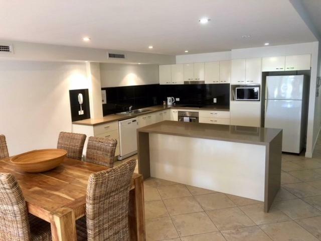 Camargue Beachfront Apartments Maroochydore Exterior foto